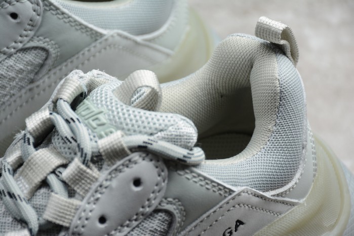 balen triple s trainer 