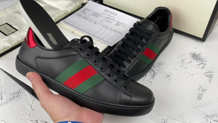 gu ace embroidered low-top sneaker