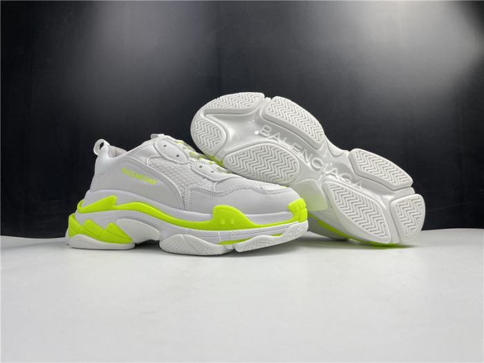 Ba*len*cia*ga triple s sneaker 536737 w0901 9088
