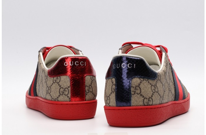 G*u*i1 low top sneaker