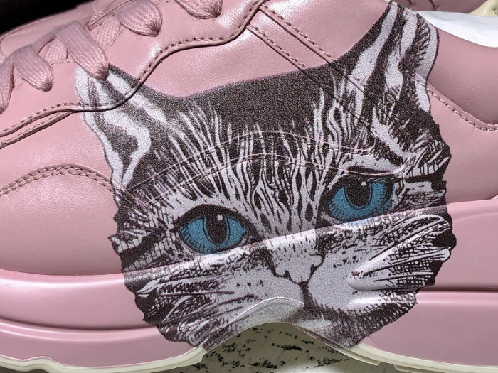 G*u*i1 rhyton sneaker