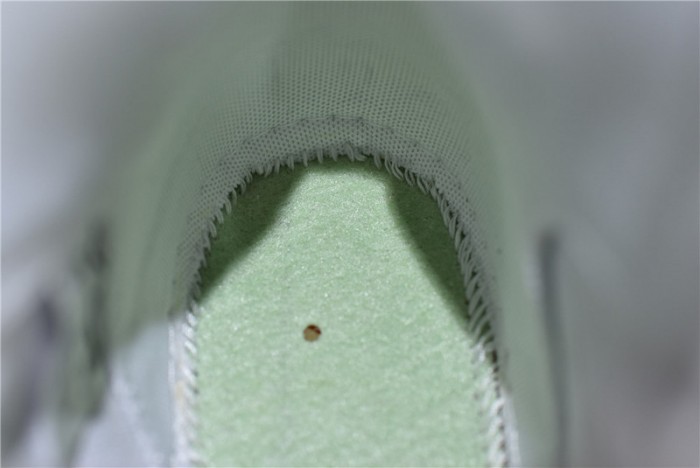 nike blazer mid sacai white grey bv0072-100