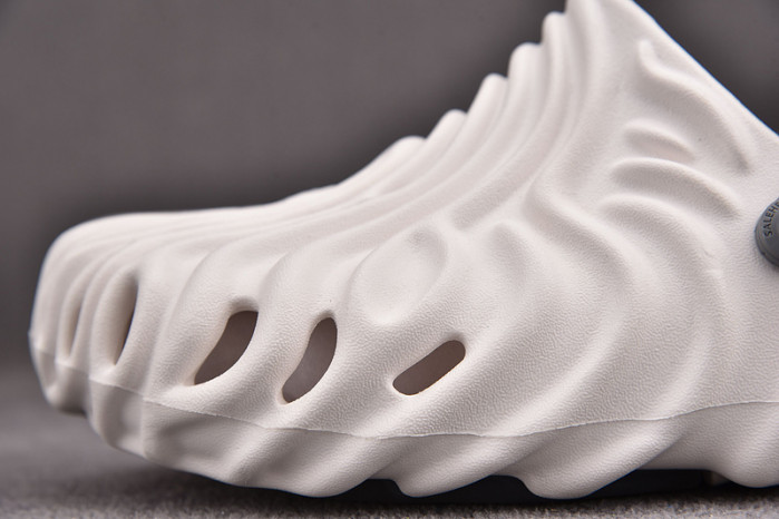 Cr*0*s pollex clog by salehe bembury stratus