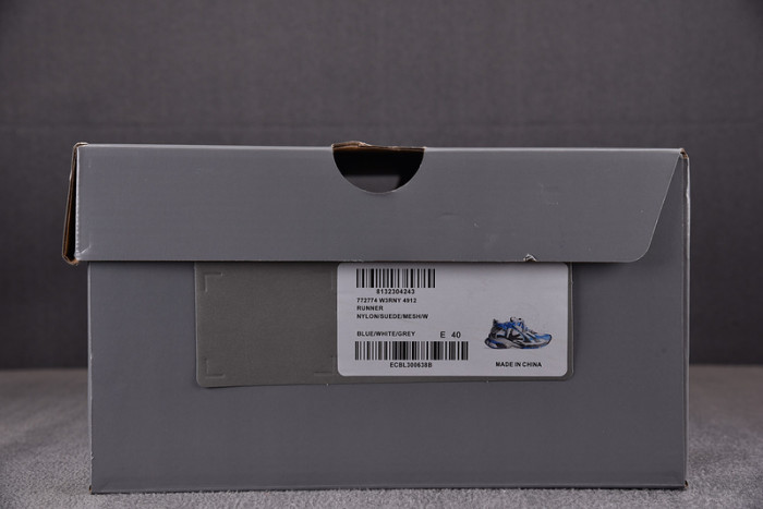 Ba*len*cia*ga runner