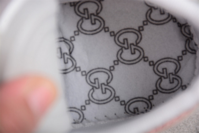 G*u*i sneaker g1000005