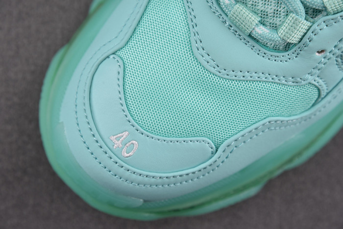 Ba*len*cia*ga triple s clear sole green