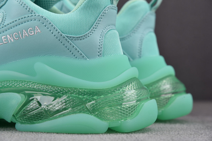 Ba*len*cia*ga triple s clear sole green