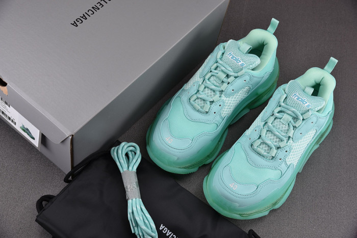 Ba*len*cia*ga triple s clear sole green
