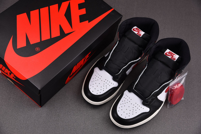 air jordan 1 black white gym red 555088-061