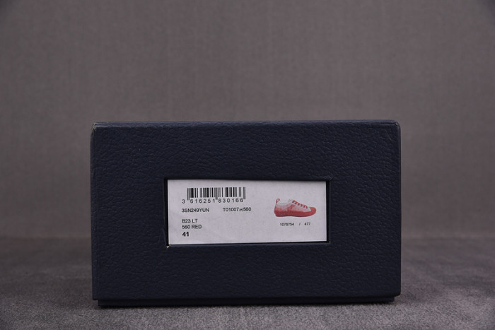 b23 oblique low top sneaker