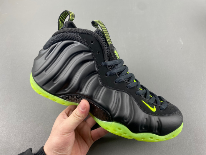 Nike Air Foamposite One Black Volt HF2902-001