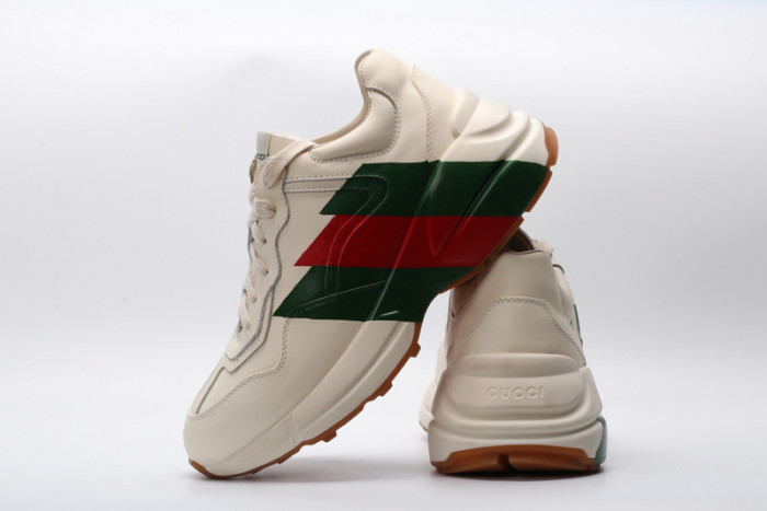 G*u*i sneaker g1000071