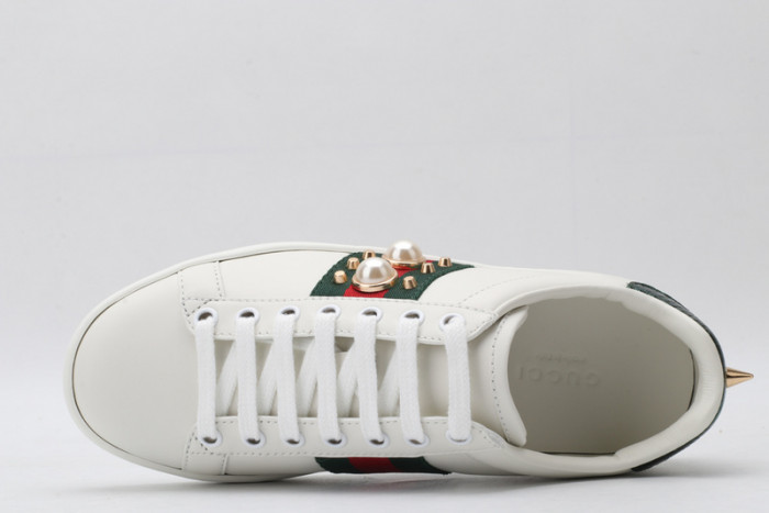 G*u*i sneaker g1000036