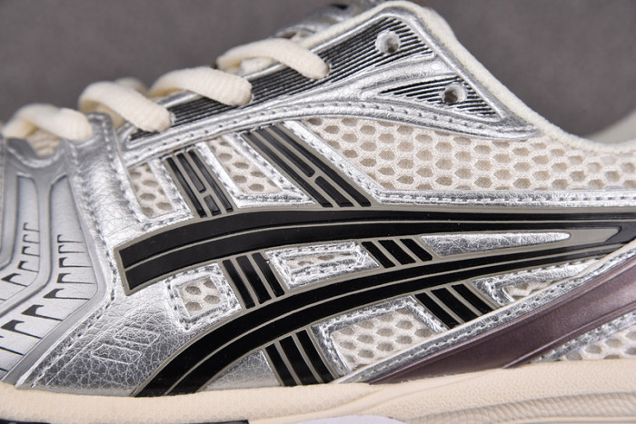 As*ic*s gel-kayano 14 1201a019-108