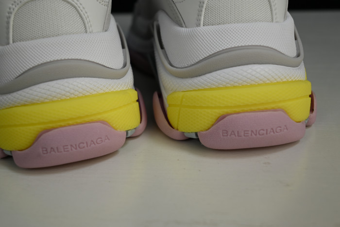 Ba*len*cia*ga triple s sneaker