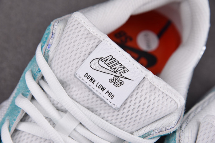 nike sb dunk low april skateboards