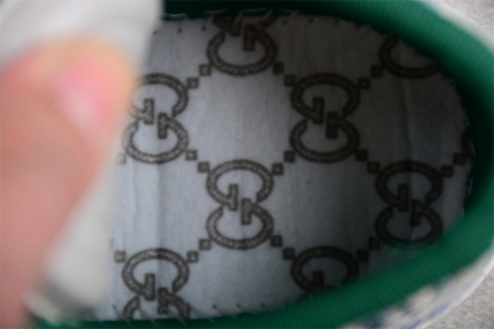 G*u*i sneaker g1000003