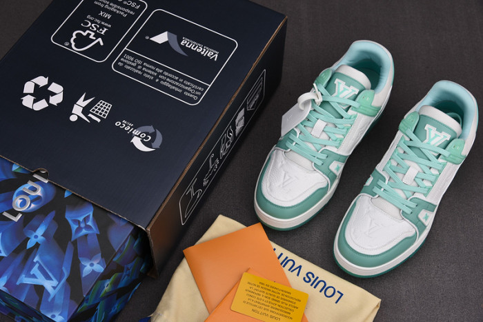 lou1s vu1tton sneakers