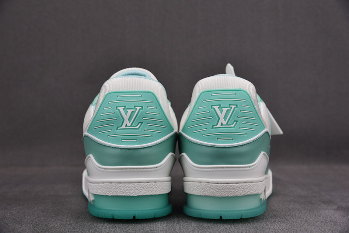lou1s vu1tton sneakers