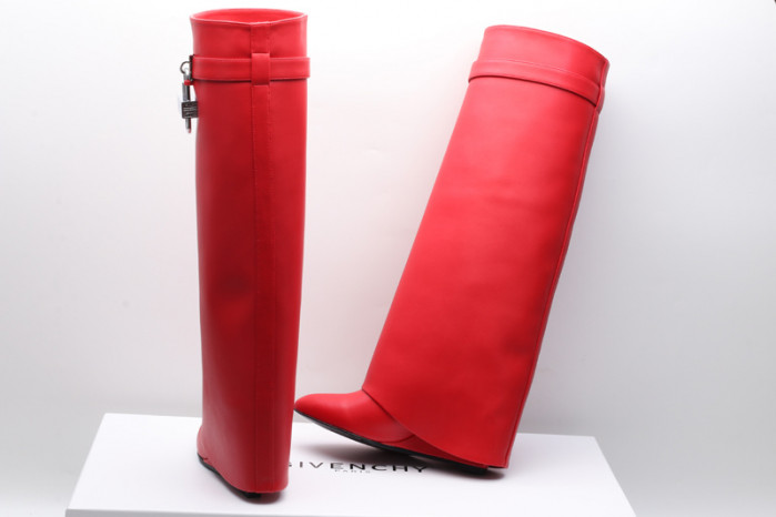 give*chy shark leather boots