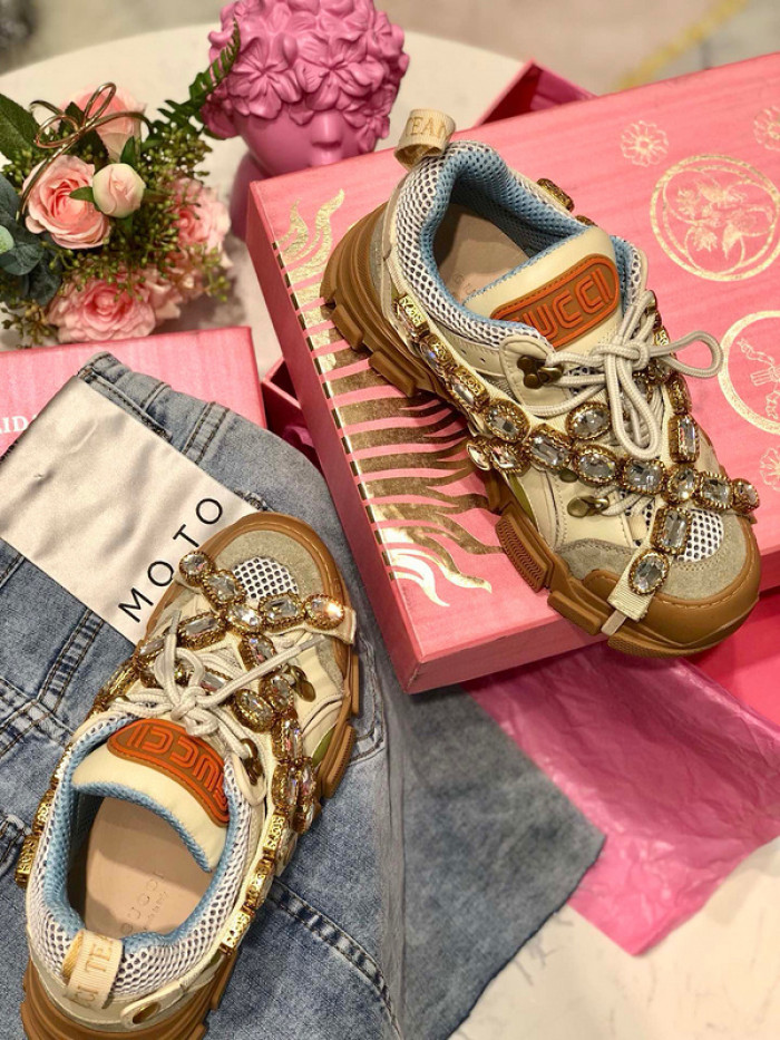 G*u*i1 flashtrek sneaker