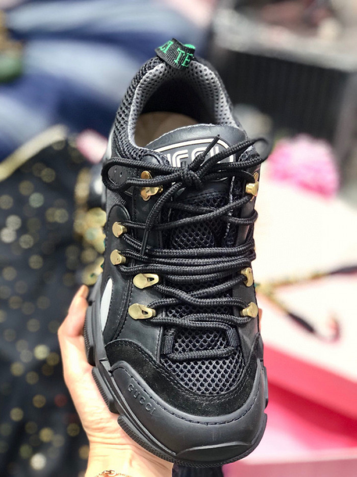 G*u*i1 flashtrek sneaker