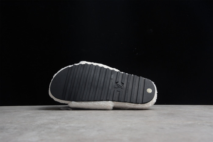 loui v steller sneaker