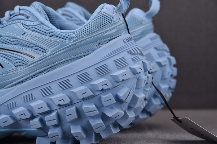 Ba*len*cia*ga defender blue