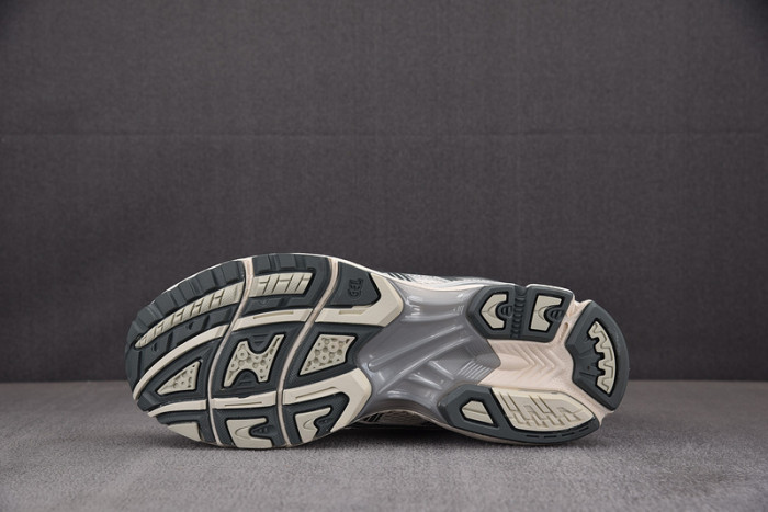 ASICS Gel-Kayano 14 Birch Dark Pewter 1201A019-200