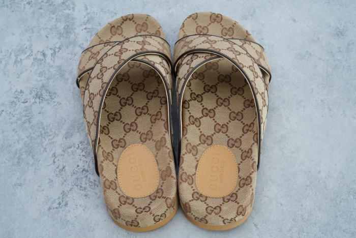 guc*i slide sandal