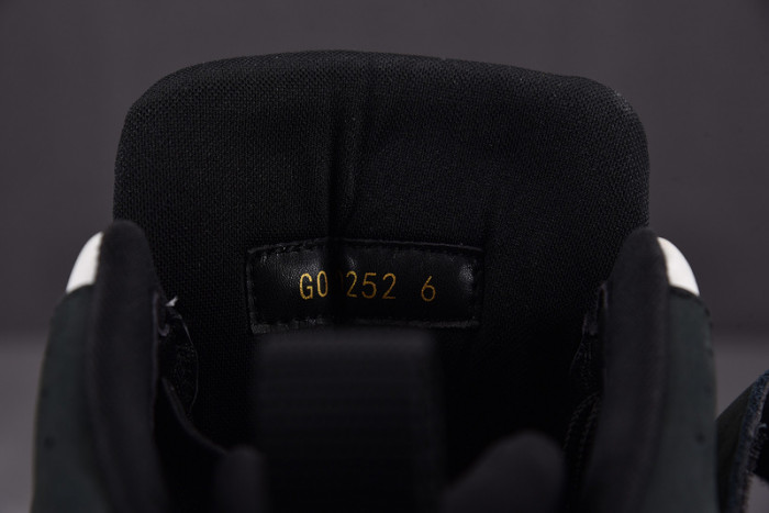 lou1s V*t*n trainer top