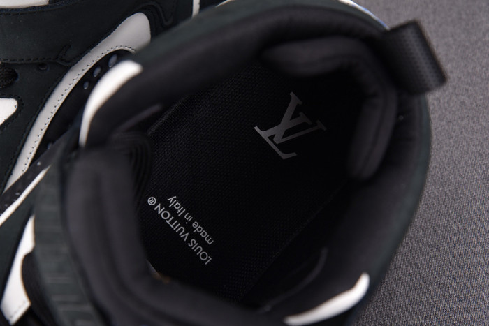 lou1s V*t*n trainer top