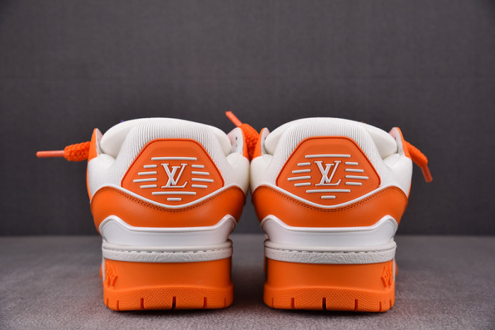 l&v trainer maxi orange