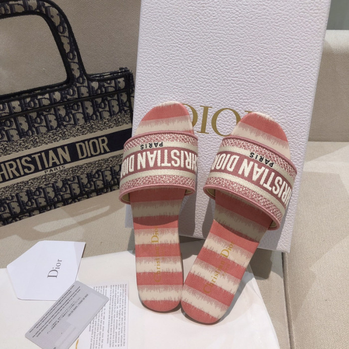 d1or sandals
