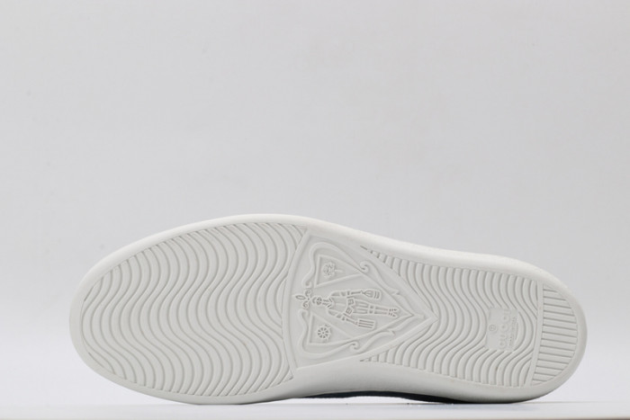 G*u*i sneaker g1000017